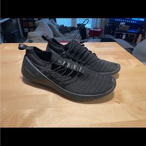 Men's Black Nike Athletic Shoes